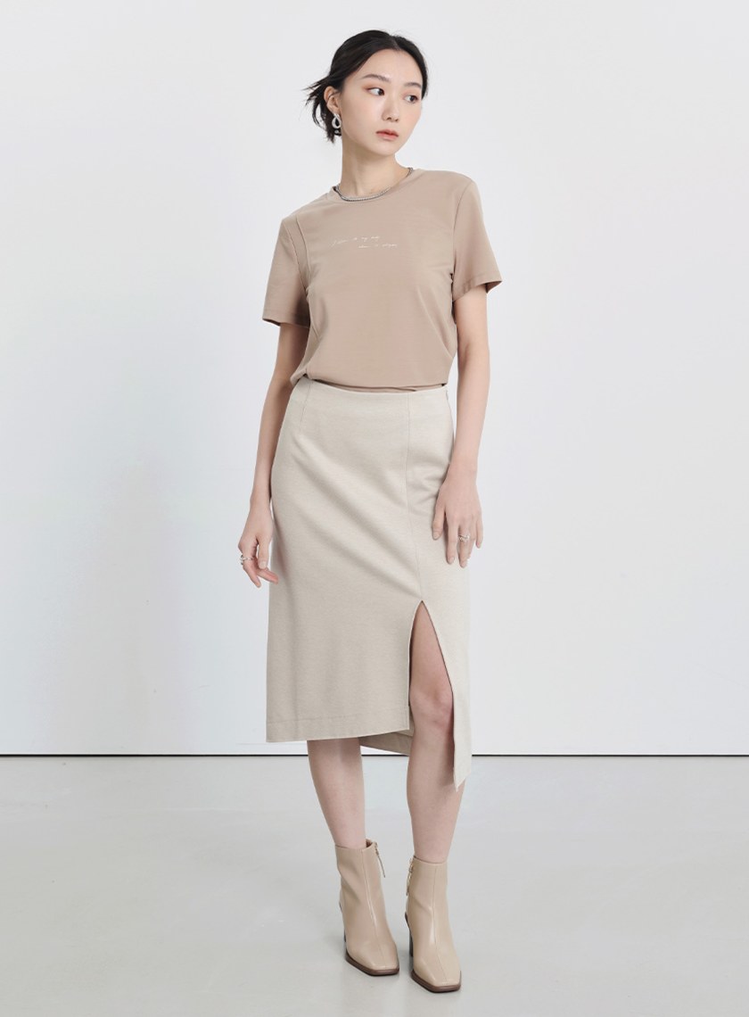 剪接開衩舒適標語短袖上衣